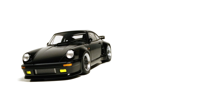 Illustration for article titled Porsche 930 Turbo "Blackbird", by AUTOart